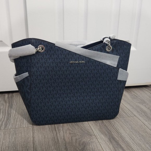 Michael Kors Jet Set Large Logo Shoulder Bag - Picture 2 of 9